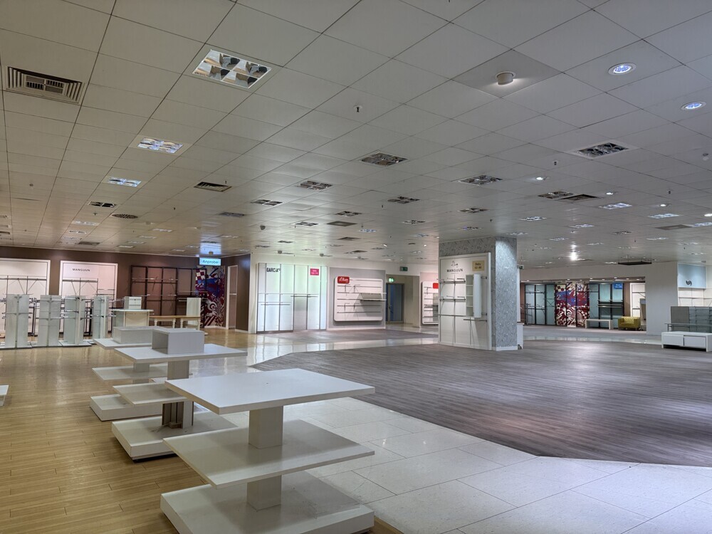 Trier, Verkaufsflächen im ehemaligen Kaufhof für Outlet oder Pop-up-Stores zur Zwischenmiete