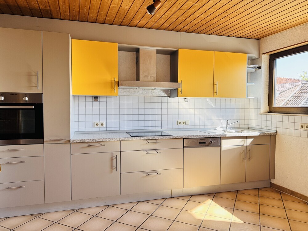 Sirzenich - großzügige 3,5 Zimmer-Wohnung mit Terrasse u. Garten
