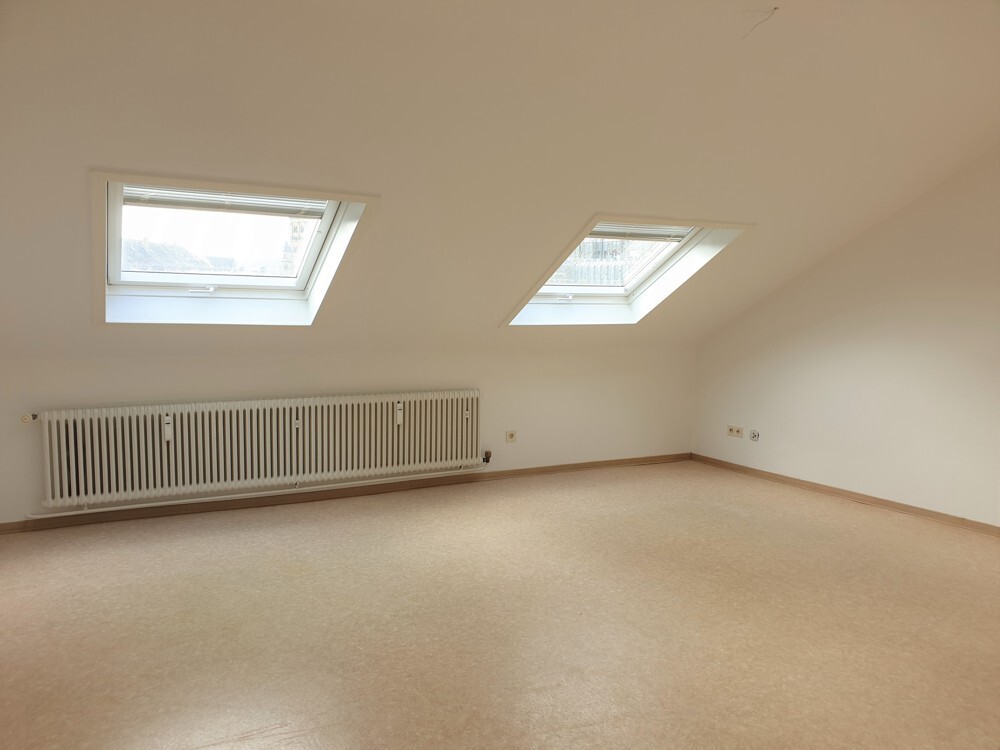 Trier City - helle 3-Zimmer-Dachgeschosswohnung in ...