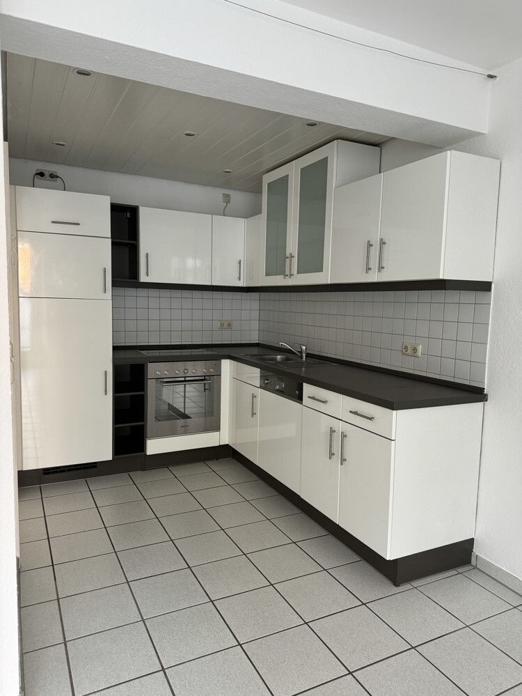 Trier-City, gepflegte 2-Zimmer-Wohnung mit EBK und ...