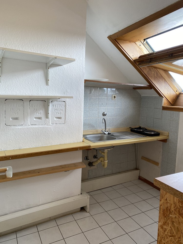 Trier-Euren, 1-Zimmer-Apartment mit kleinem sep. K ...