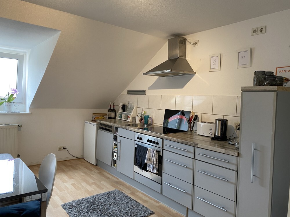 Ehrang, im Grünen gelegene 2-Zimmer-Dachgeschosswo ...